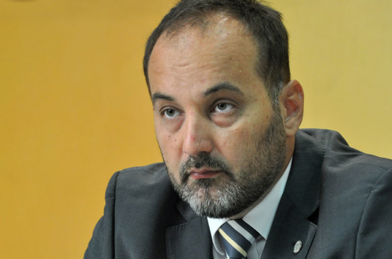 Mišljenje Ombudsmana o radu strukovnih udruženja u godišnjem izveštaju za 2014. godinu