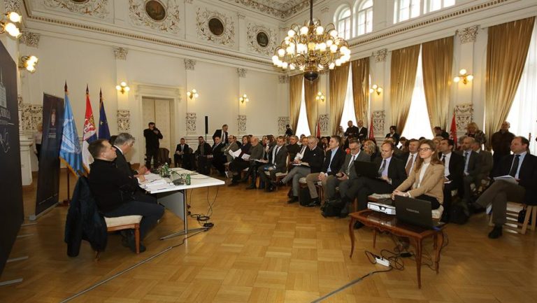 Udruženja napustila javnu raspravu o izmenama Ustava