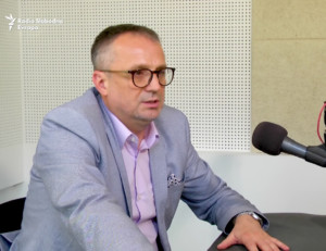 Ilić: Amandmanima do poslušnih sudija i tužilaca