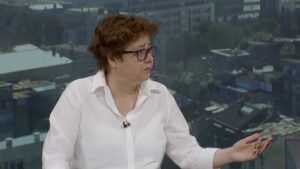 Ključne zamerke komisije na “Mrdićeve zakone” – različiti stavovi Komlen Nikolićeve i Ljubičanovića